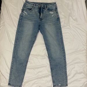 American Eagle Mom Jeans Womens size 6